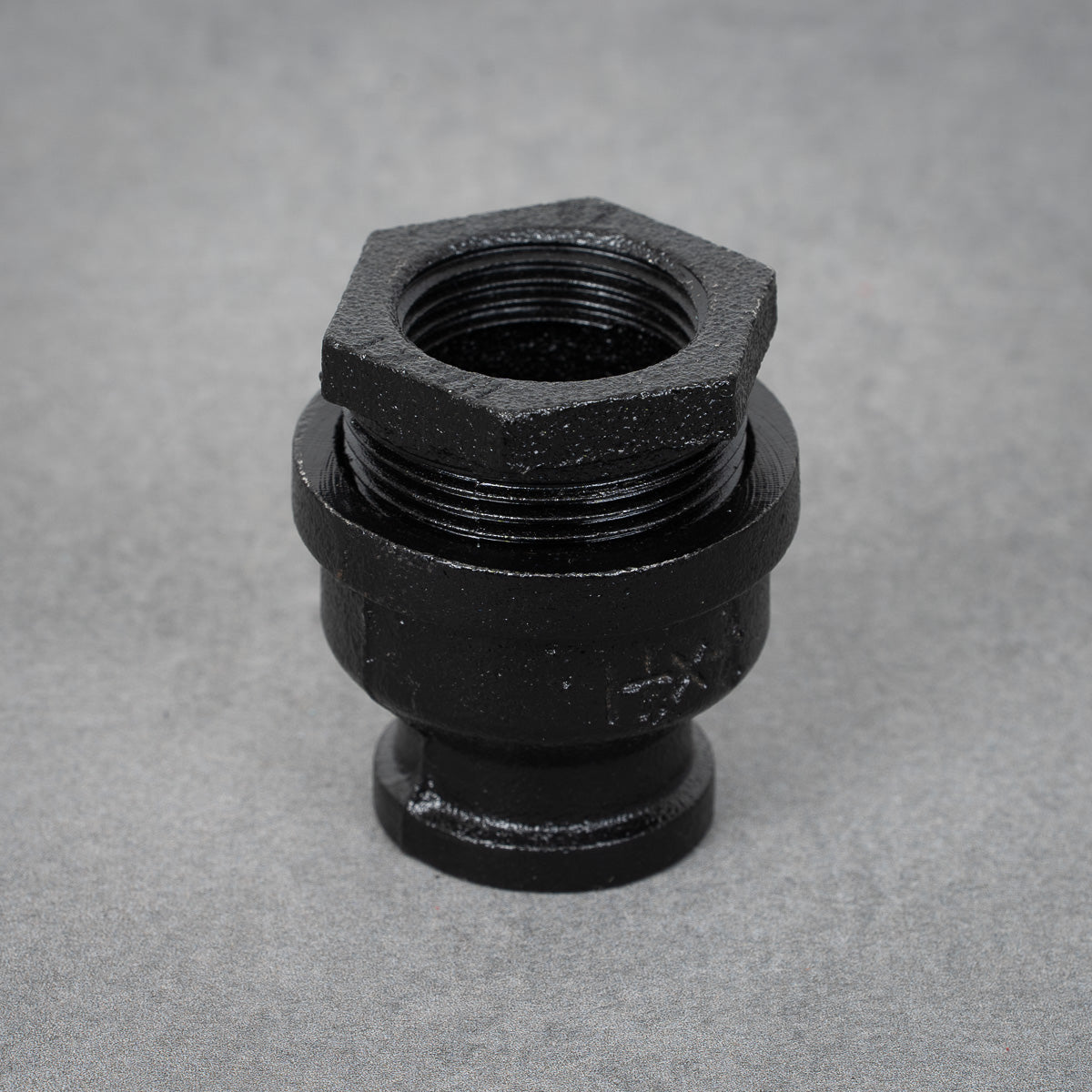 Omvandlare innen / innen - 20 mm / 40 mm - schwarz lackiert