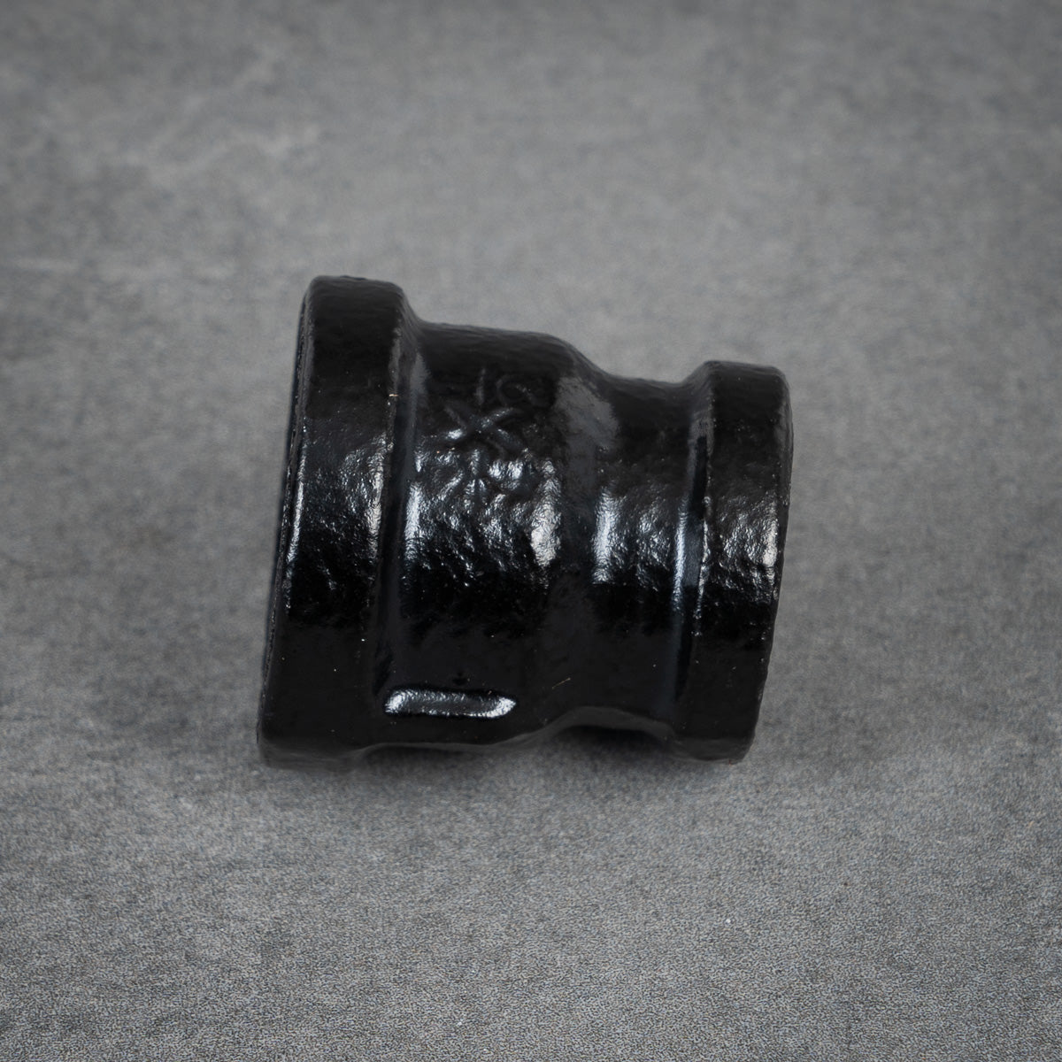 Omvandlare invändig / invändig - 20 mm / 26 mm - Svartlackerad