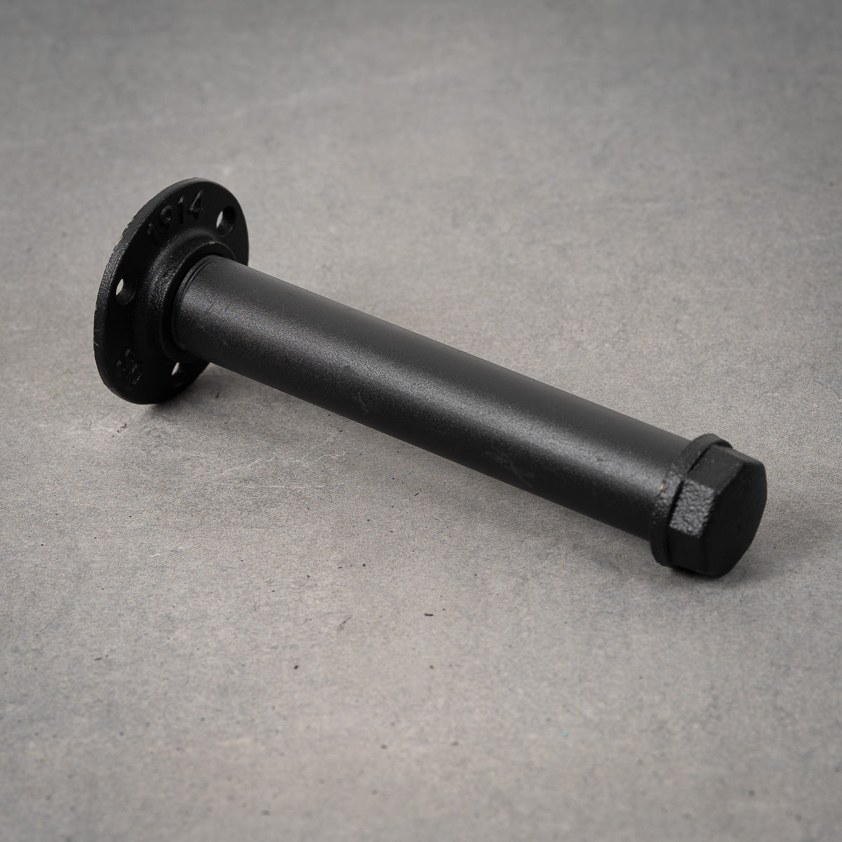 Vægbeslag / fod, 3 huller - 32 mm - Sortlakeret