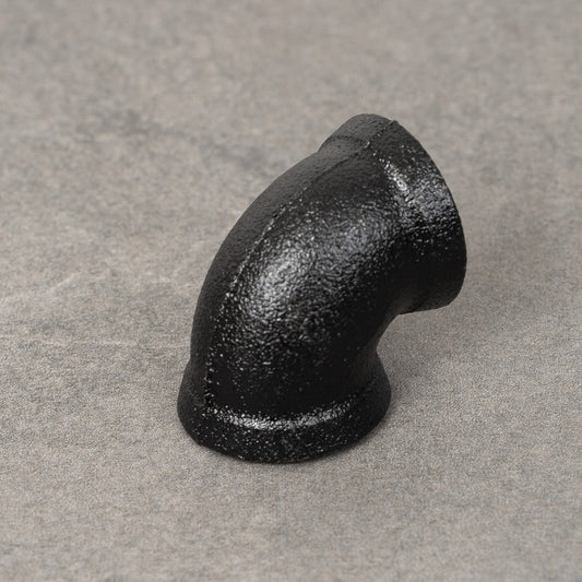 Putkikulma 90° - 20 mm - Mustamaalattu