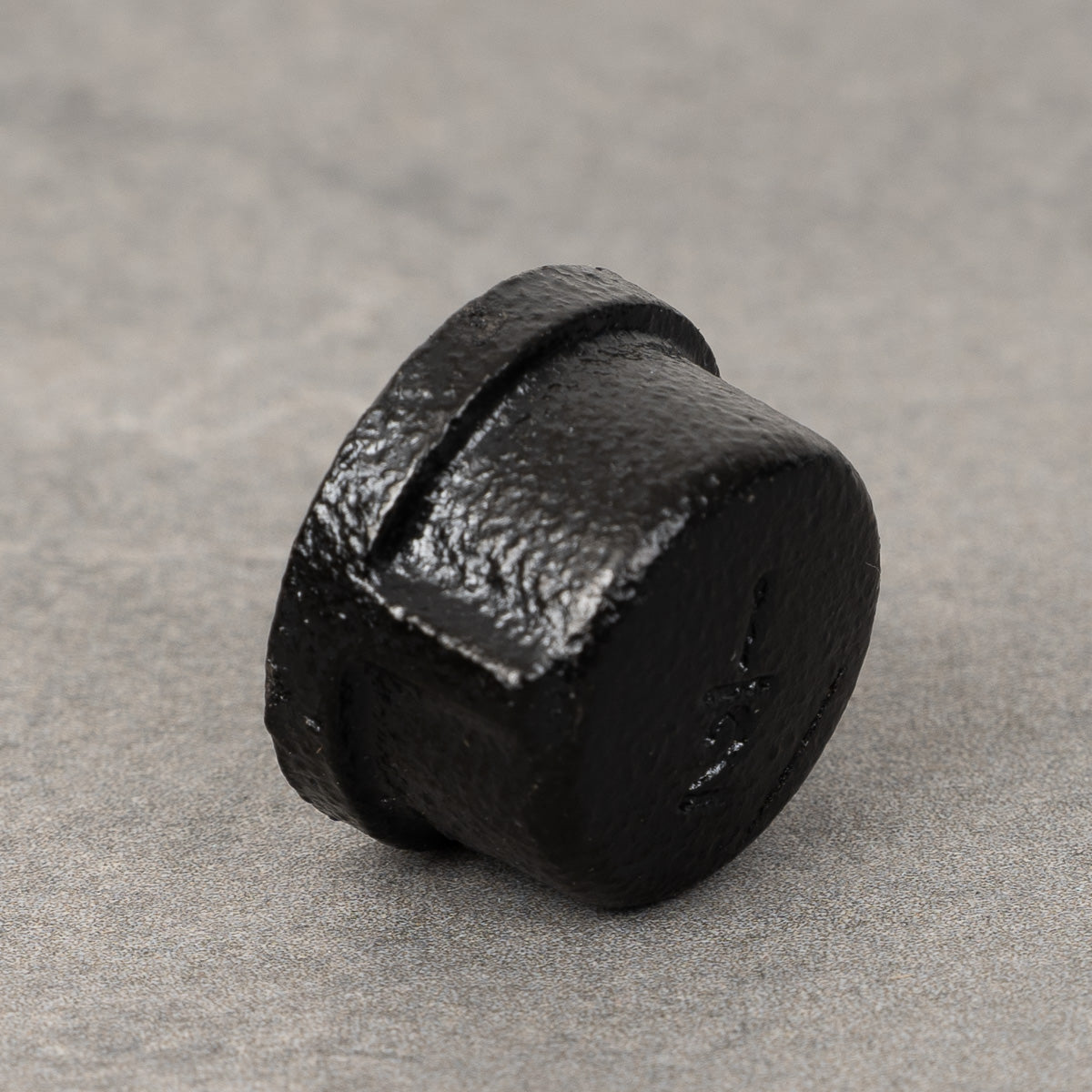 Endemøtrik / udvendig plug - 20 mm - Sortlakeret