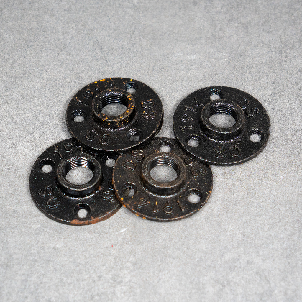 Väggfäste / fot, 3-hål - 20 mm - Svartlackerad – 2:a sortering