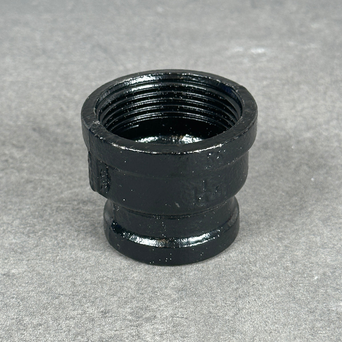 Omvandlare invändig / invändig - 32 mm / 40 mm- Svartlackerad