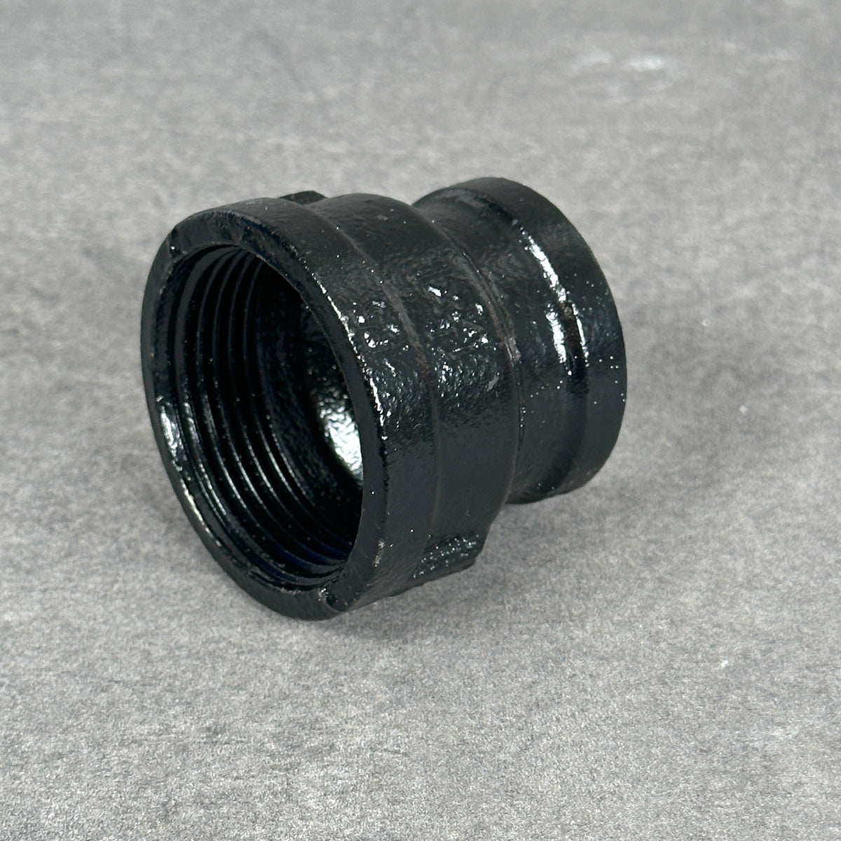 Omvandlare invändig / invändig - 32 mm / 40 mm- Svartlackerad