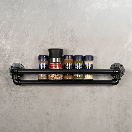 Kryddhyllan Spicey i industriell rördesign - DIY