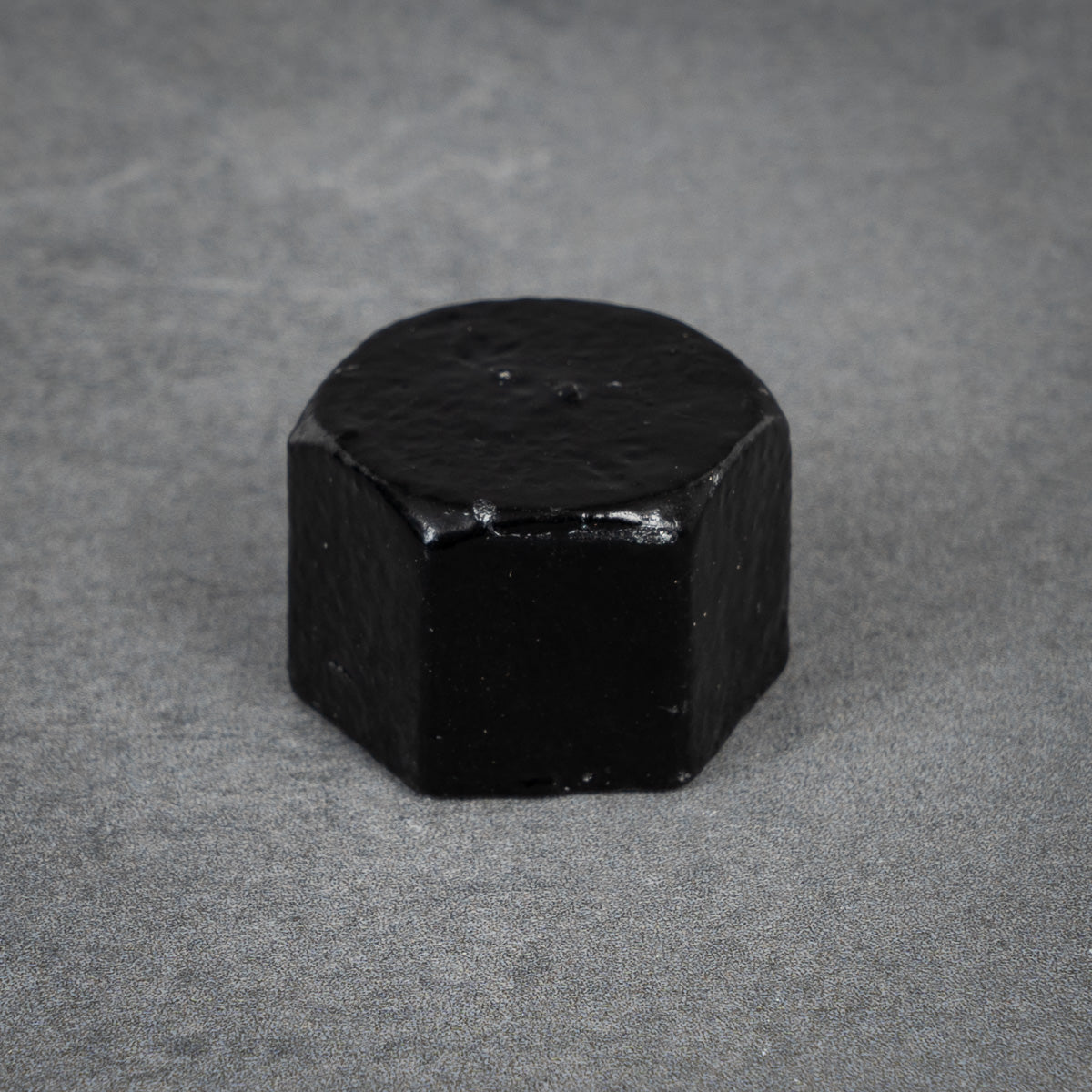 Hexagon end nut / external plug - 20 mm - Black lacquered