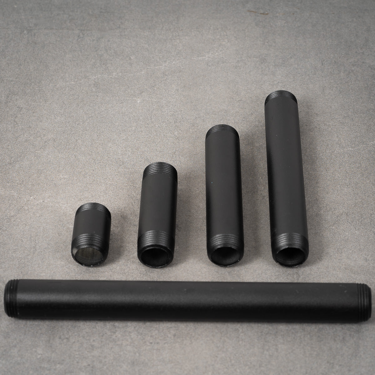 Rör för Inredning – 32 mm Svartlackerat | Piperebel