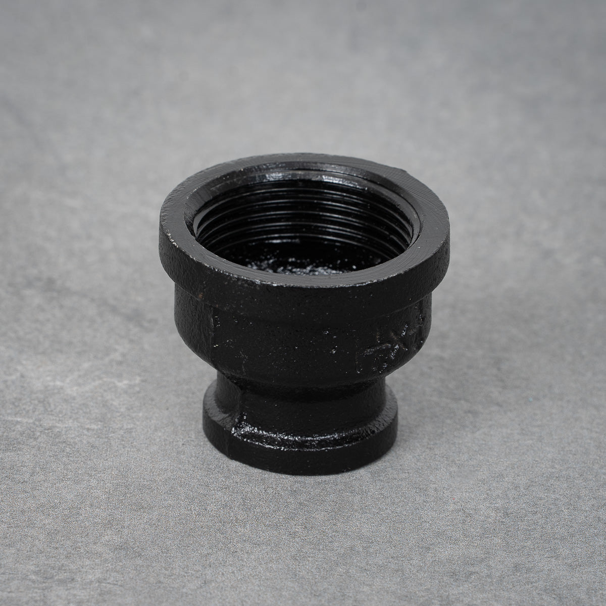 Omvandlare invändig / invändig - 40 mm / 26 mm- Svartlackerad